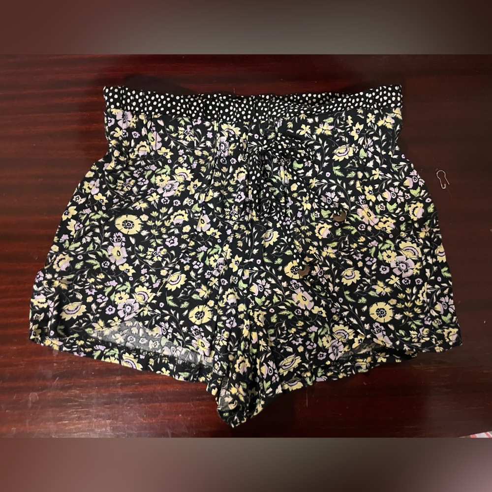 Cute patterned comfy shorts with pockets